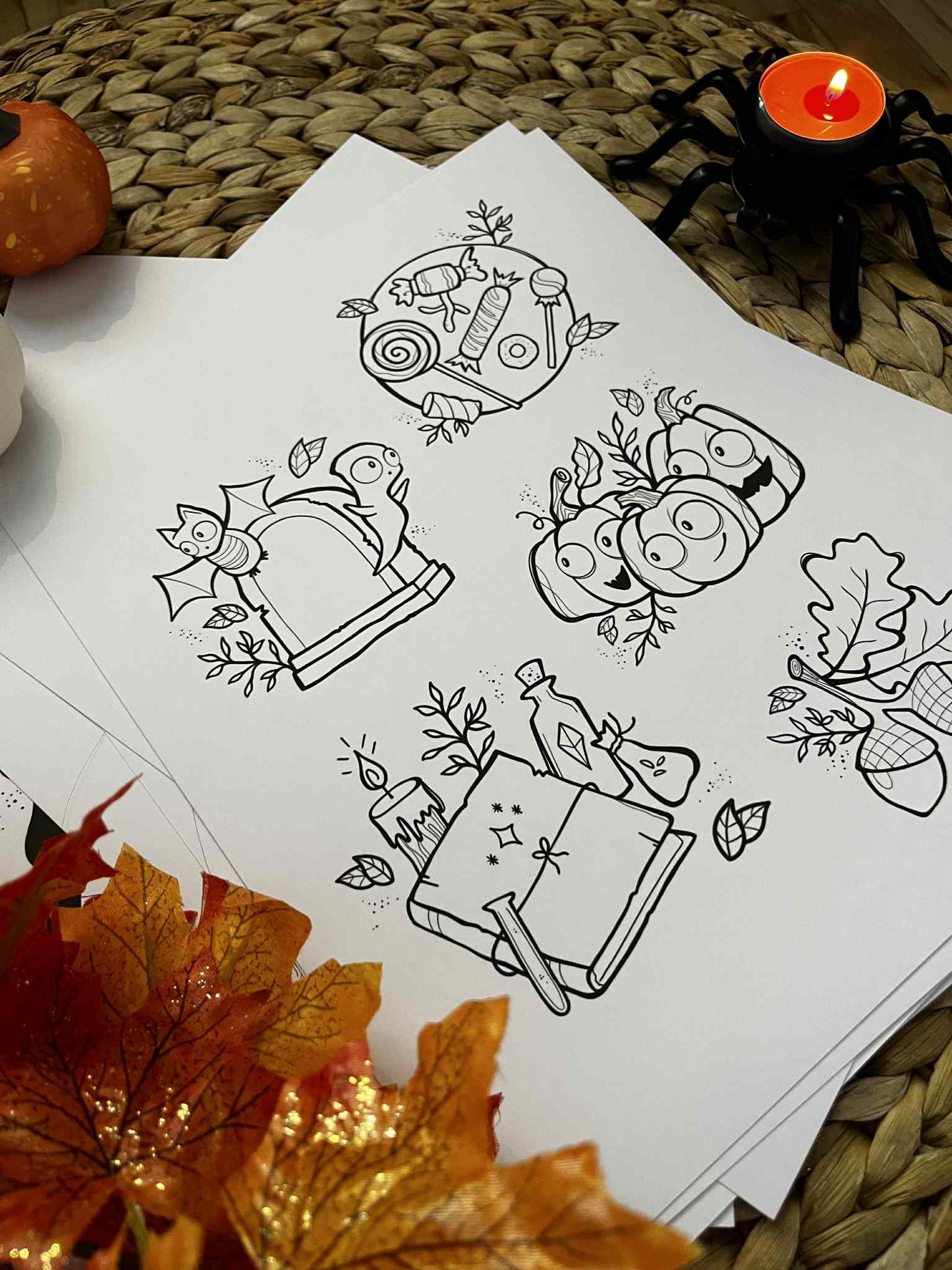 🎃 HALLOWEEN2025 - 8 coloriages (à télécharger)