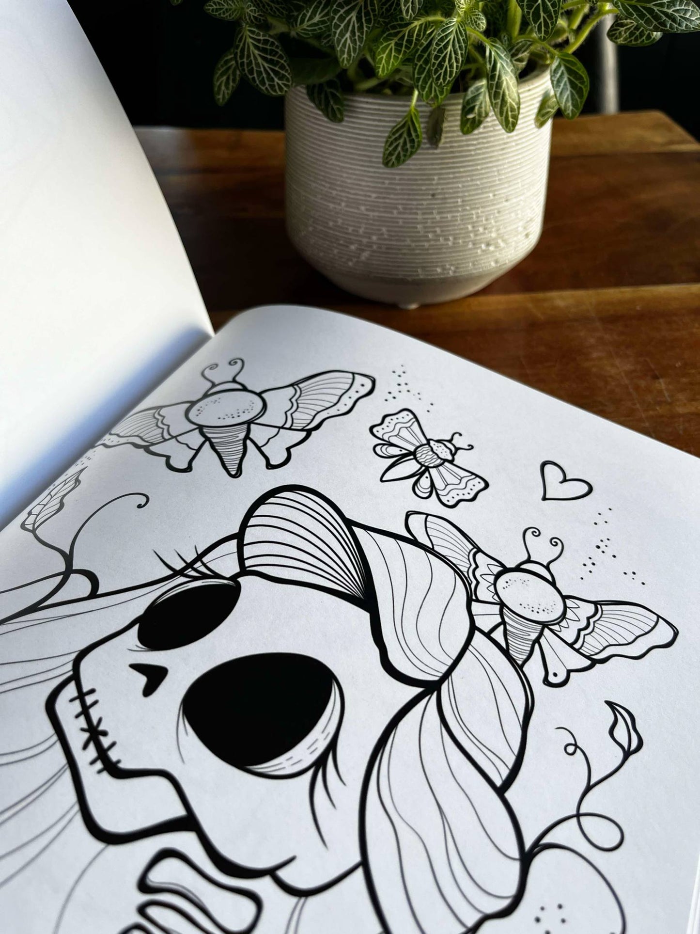 Livre à colorier :: Murmures d'encre & d'ombres