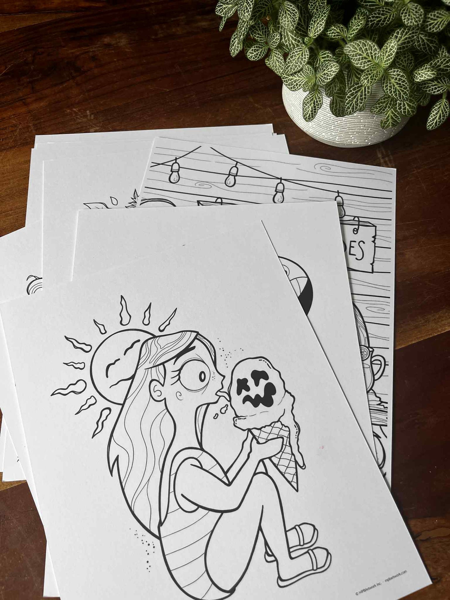 ☀️ ESTIVAL - 8 coloriages (à télécharger)